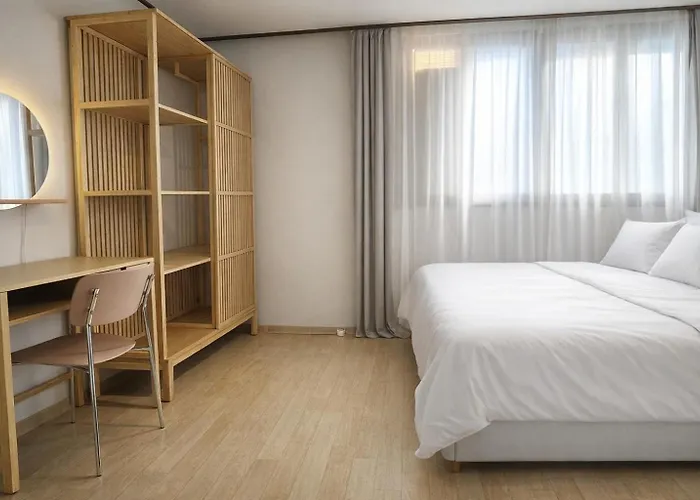 빠레트 White Linen House Apartamento *