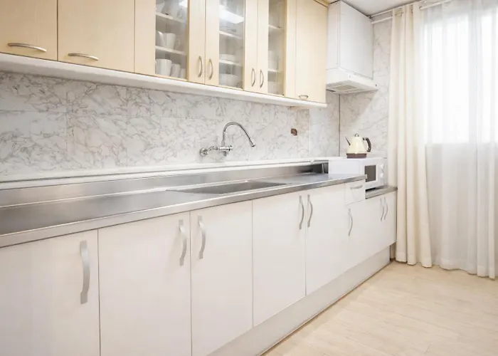 빠레트 White Linen House