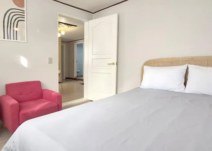 빠레트 White Linen House Apartamento